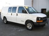 Summit White GMC Savana Van in 2005