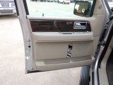 2010 Lincoln Navigator L Door Panel