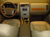 2007 Lincoln MKX  Dashboard