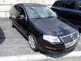 2008 Volkswagen Passat Komfort Sedan Front 3/4 View
