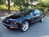 2009 Ford Mustang GT Premium Coupe Front 3/4 View