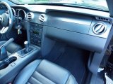 2009 Ford Mustang GT Premium Coupe Dashboard