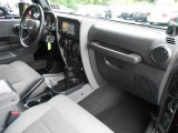 2009 Jeep Wrangler Unlimited Rubicon 4x4 Dashboard