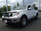 2010 Avalanche White Nissan Frontier LE King Cab 4x4 #84257182