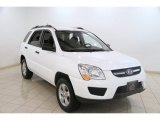 Clear White Kia Sportage in 2010