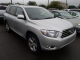 Classic Silver Metallic Toyota Highlander in 2010