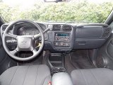 2003 Chevrolet S10 LS Crew Cab 4x4 Dashboard