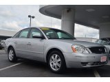 2005 Silver Frost Metallic Ford Five Hundred SE #84766798