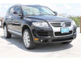 2010 Black Uni Volkswagen Touareg VR6 FSI 4XMotion #84860094