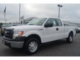 2013 Ford F150 XL SuperCab Front 3/4 View