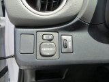 2014 Toyota Yaris SE 5 Door Controls