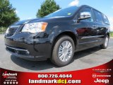 2014 Brilliant Black Crystal Pearl Chrysler Town & Country Limited #84907802