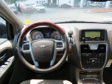 2014 Chrysler Town & Country Limited Dashboard