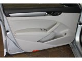 2014 Volkswagen Passat TDI SE Door Panel