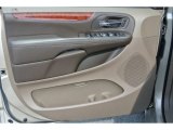 2014 Chrysler Town & Country Limited Door Panel