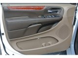 2014 Chrysler Town & Country Touring-L Door Panel