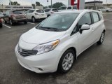 Aspen White Nissan Versa Note in 2014