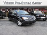 2009 Brilliant Black Crystal Pearl Chrysler Town & Country Touring #85024613