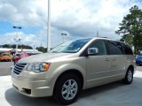 2010 Chrysler Town & Country Touring