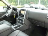 2010 Mercury Mountaineer V8 Premier AWD Dashboard