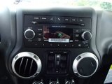 2014 Jeep Wrangler Unlimited Sahara 4x4 Audio System
