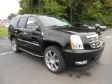 2014 Cadillac Escalade Luxury AWD Front 3/4 View