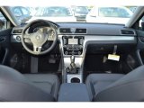 2014 Volkswagen Passat 2.5L SE Dashboard