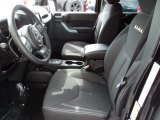 2014 Jeep Wrangler Unlimited Sahara 4x4 Front Seat