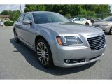 2014 Chrysler 300 S Front 3/4 View