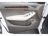 2011 Audi Q5 2.0T quattro Door Panel