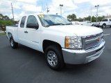 2013 Chevrolet Silverado 1500 LT Extended Cab Front 3/4 View
