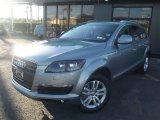 Condor Grey Metallic Audi Q7 in 2009