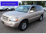 Sonora Gold Pearl Toyota Highlander in 2007