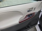 2014 Toyota Sienna Limited AWD Door Panel