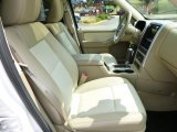 2010 Mercury Mountaineer V8 Premier AWD Front Seat
