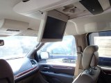 2014 Chrysler Town & Country Limited Entertainment System