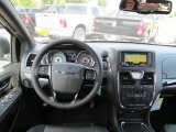 2014 Chrysler Town & Country S Dashboard