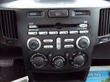 2010 Mitsubishi Endeavor SE AWD Controls