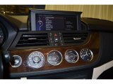 2011 BMW Z4 sDrive35i Roadster Controls