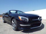 2014 Mercedes-Benz SL 63 AMG Roadster Front 3/4 View