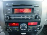 2009 Kia Borrego LX V6 4x4 Controls