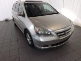 2006 Honda Odyssey EX-L Front 3/4 View