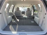 2009 Kia Borrego LX V6 4x4 Trunk