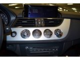 2014 BMW Z4 sDrive28i Controls