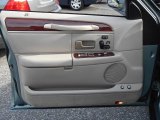 2005 Lincoln Town Car Signature Limited Door Panel