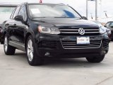 2013 Black Volkswagen Touareg TDI Executive 4XMotion #86401919