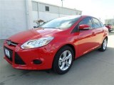 2014 Race Red Ford Focus SE Sedan #86450659