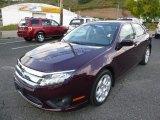 2011 Ford Fusion SE Front 3/4 View