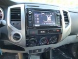 2014 Toyota Tacoma V6 TRD Sport Access Cab 4x4 Controls