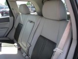 2007 Jeep Grand Cherokee Limited 4x4 Rear Seat